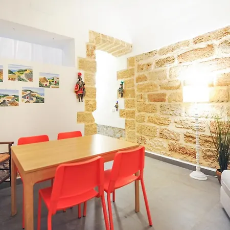Apartment Paladini Al Teatro Politeama By Wonderful Italy